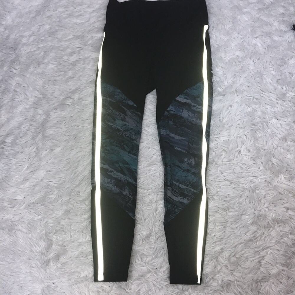 Lululemon Run to Reset Tight Black Frozen Island - Picture 2 of 10